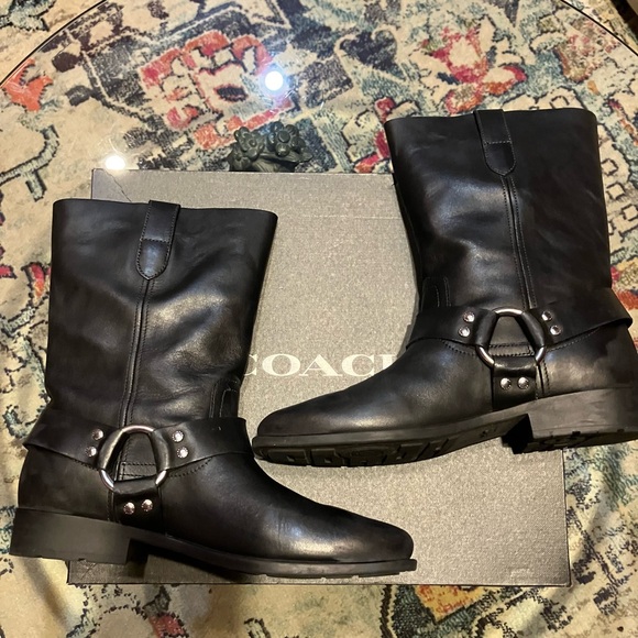 COACH TARA BLACK LEATHER BIKER BOOT SZ 9B - Picture 1 of 12